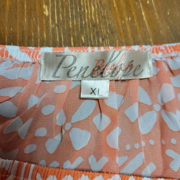 Penelope Semi-Sheer, Blouson Style, Cropped Women's Top, Size XL - Picture 6 of 7